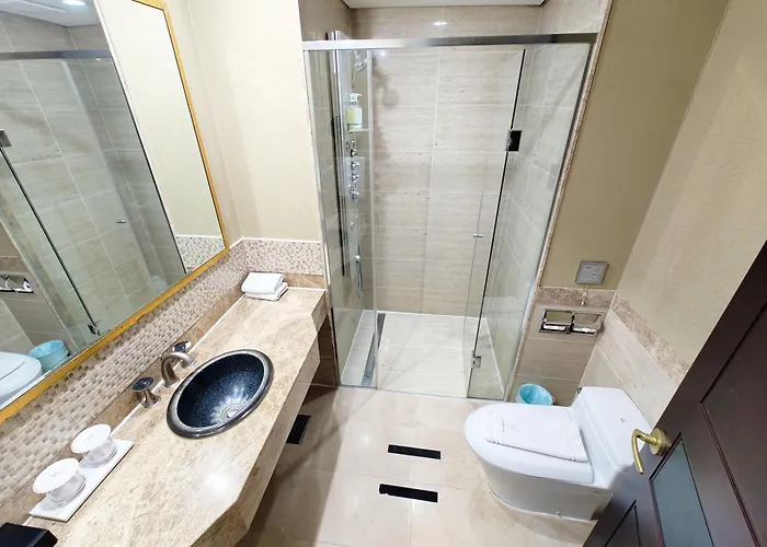 W Centum Отель 3*