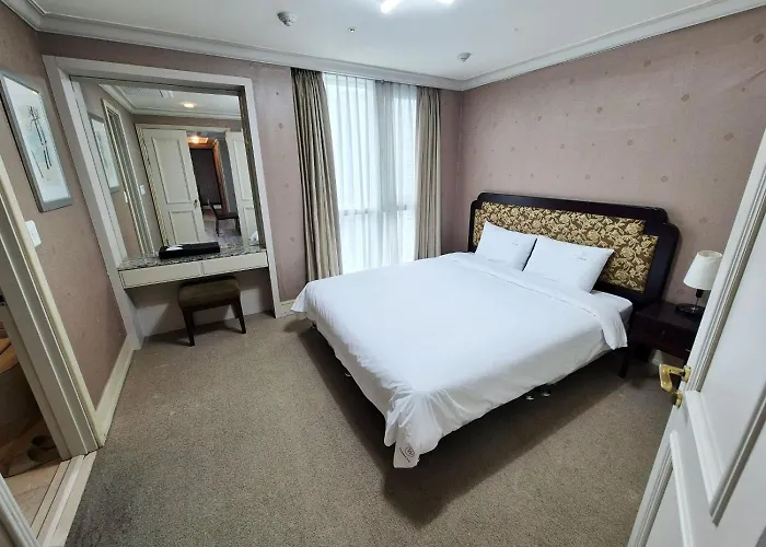 Отель W Centum 3*