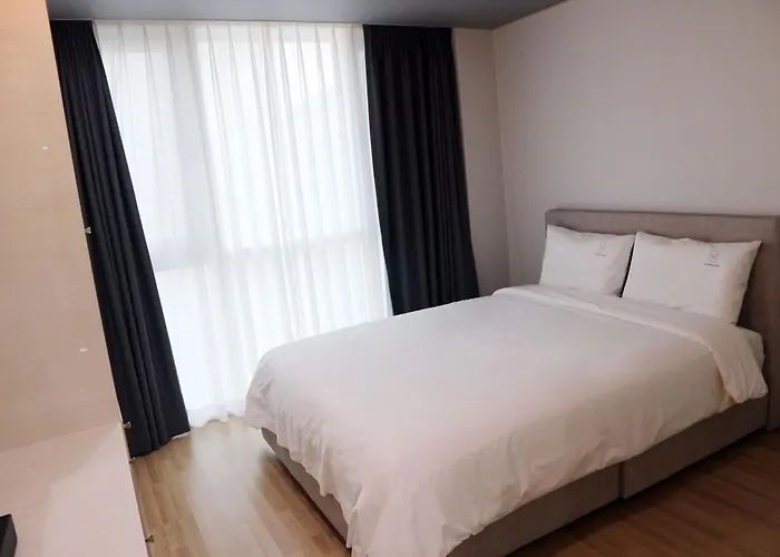 Отель W Centum 3*