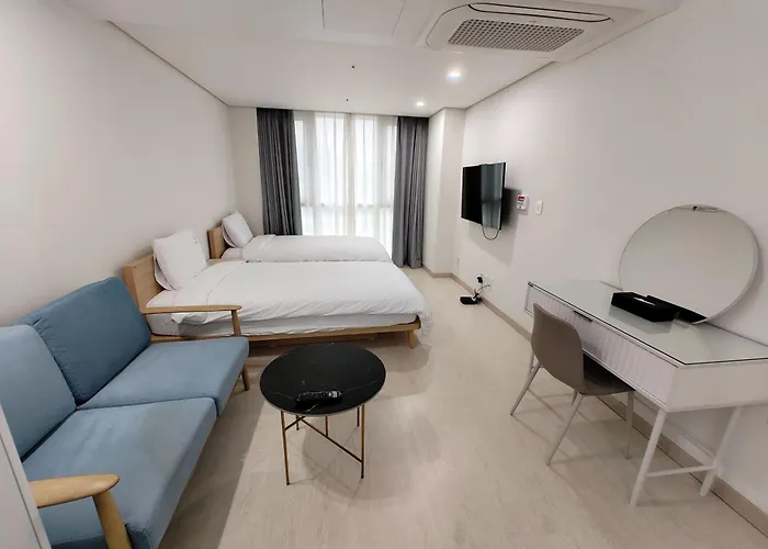 W Centum 3*